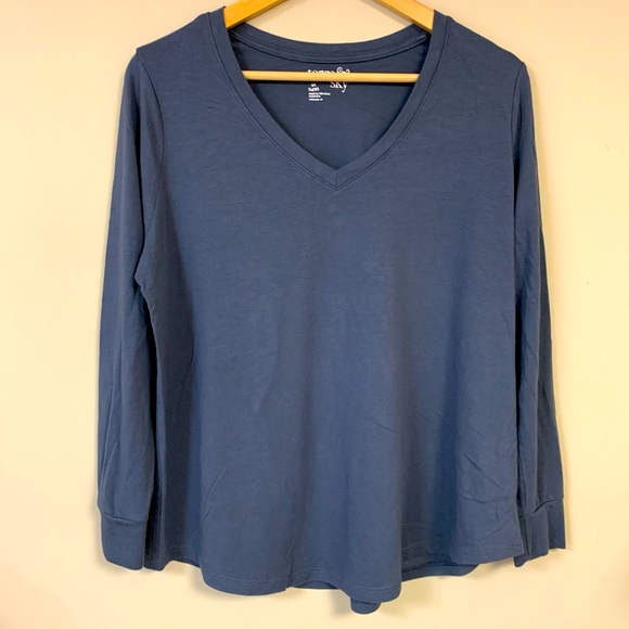 Blue Gray Shirt Women’s XL 14W Long Sleeve Top Tee Soft Top Fall Winter Classic - Picture 1 of 5